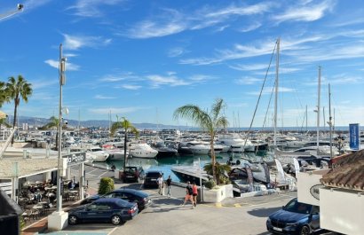 Apartments - Flats - Herverkoop - Marbella - Puerto Banús
