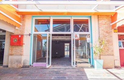 Commercial - Resale - La Finca Golf - Algorfa