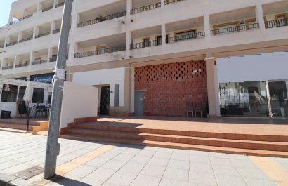 Commercial - Resale - Los Montesinos - Laguna Green