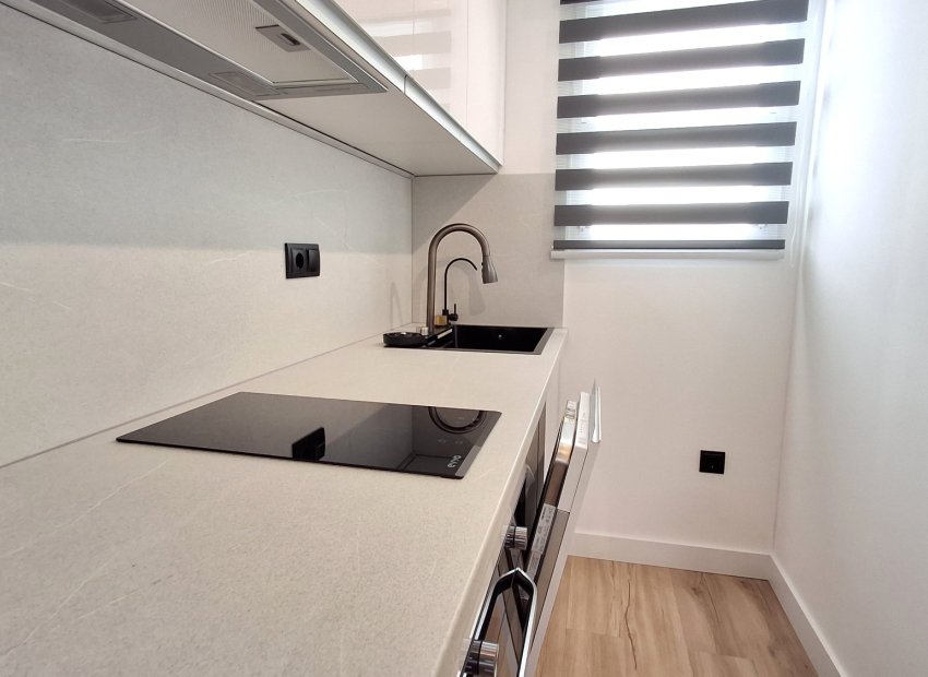 Herverkoop - Apartment / Duplex - Torrevieia - Torrevieja