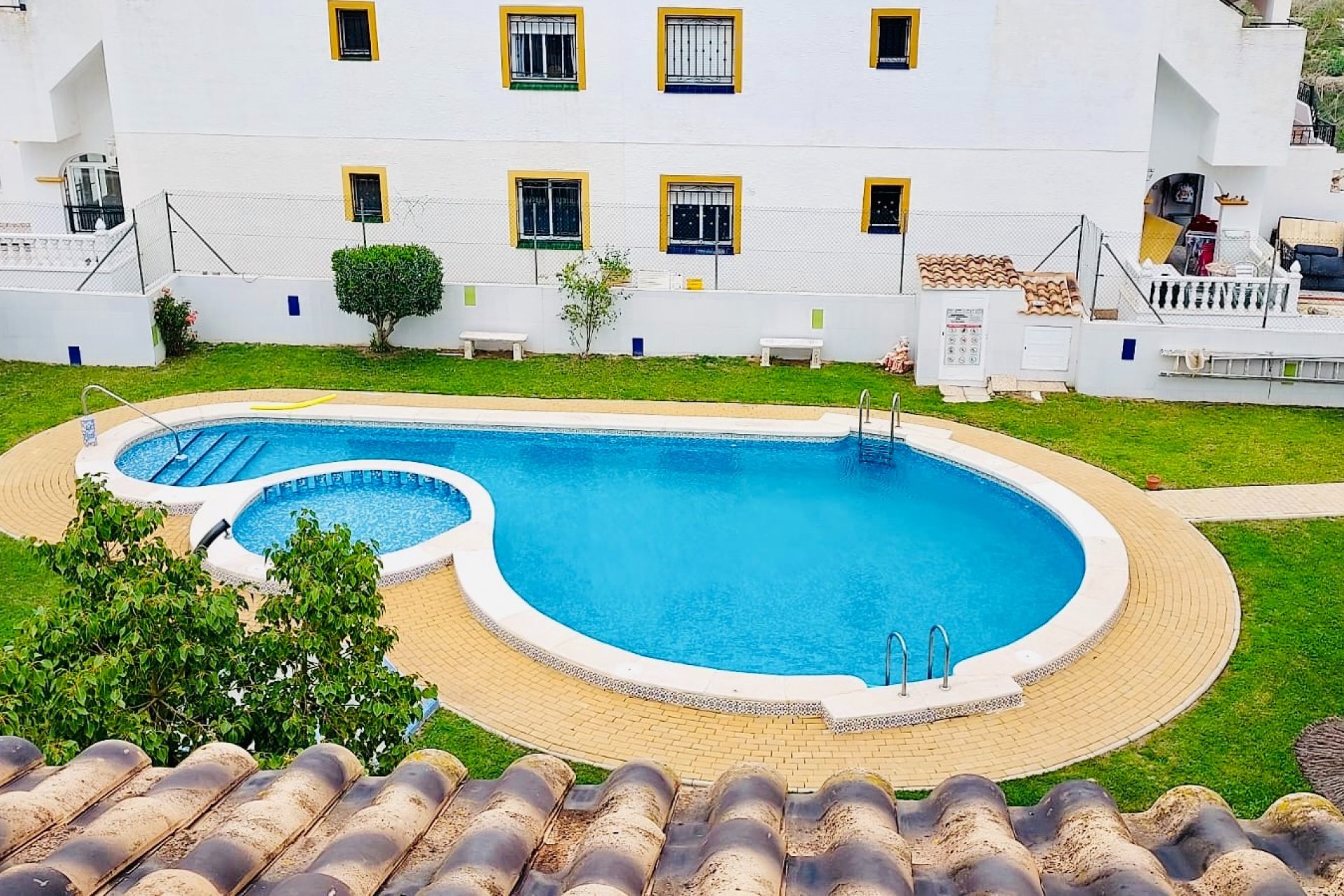 Herverkoop - Apartment Penthouse - Entre Naranjo - Vistabella Golf - Entre Naranjos