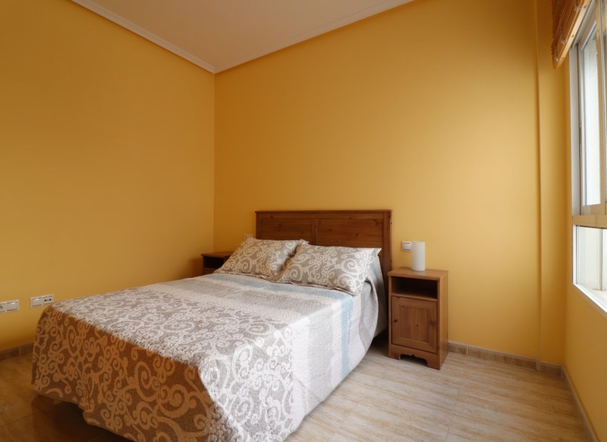 Herverkoop - Apartments - Flats - Almoradí - Almoradi - Town