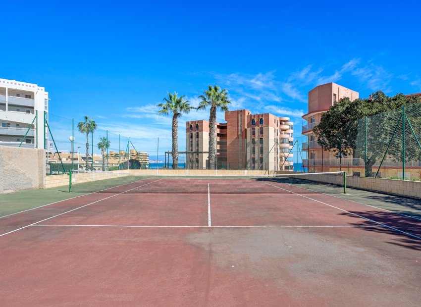 Herverkoop - Apartments - Flats - Arenales del Sol - Segunda linea playa