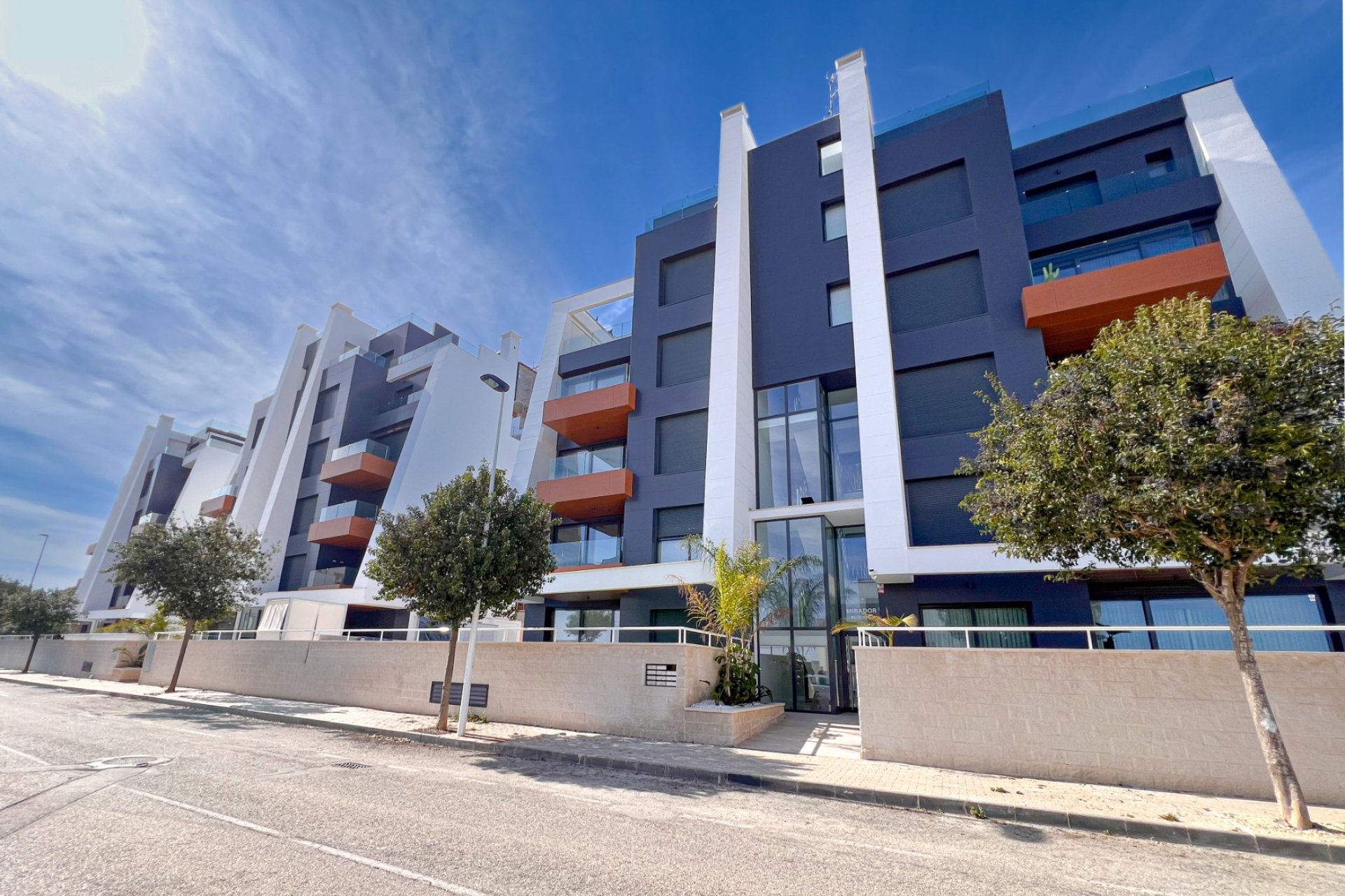 Herverkoop - Apartments - Flats - Guardamar del Segura - Urbanizaciones