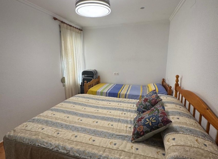 Herverkoop - Apartments - Flats - Guardamar del Segura