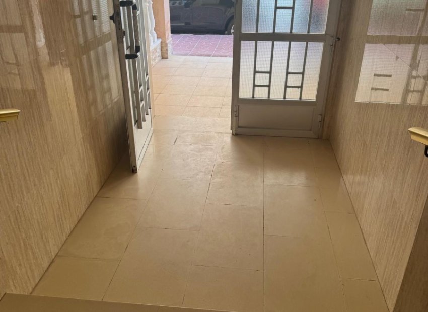 Herverkoop - Apartments - Flats - Guardamar del Segura