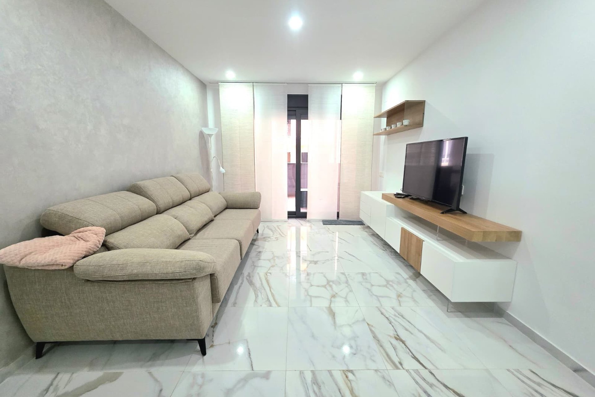 Herverkoop - Apartments - Flats - Torrevieia - Center
