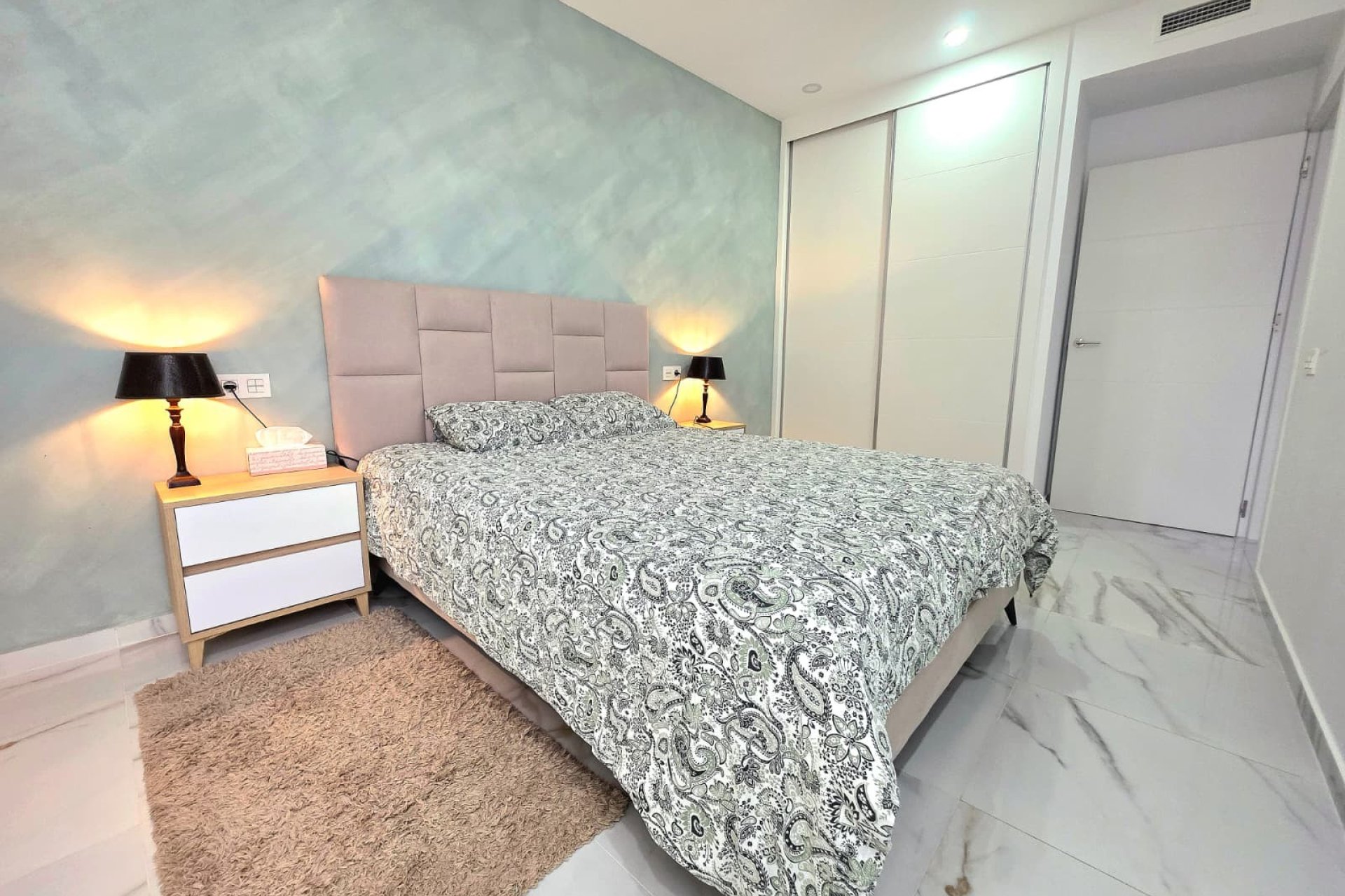 Herverkoop - Apartments - Flats - Torrevieia - Center