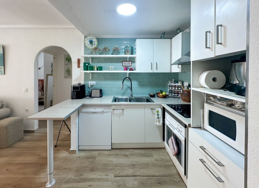 Herverkoop - Apartments - Flats - Torrevieia - Center