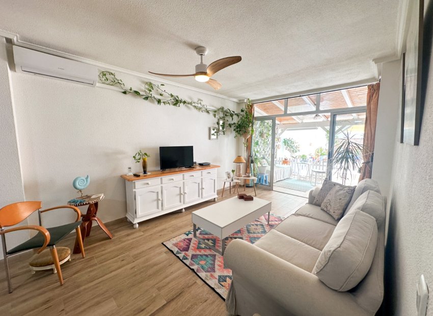 Herverkoop - Apartments - Flats - Torrevieia - Center