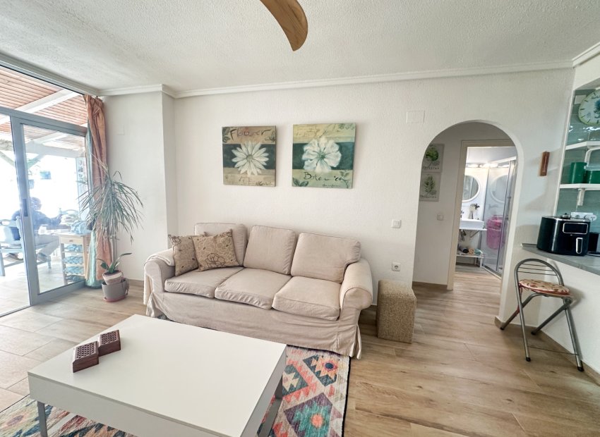 Herverkoop - Apartments - Flats - Torrevieia - Center