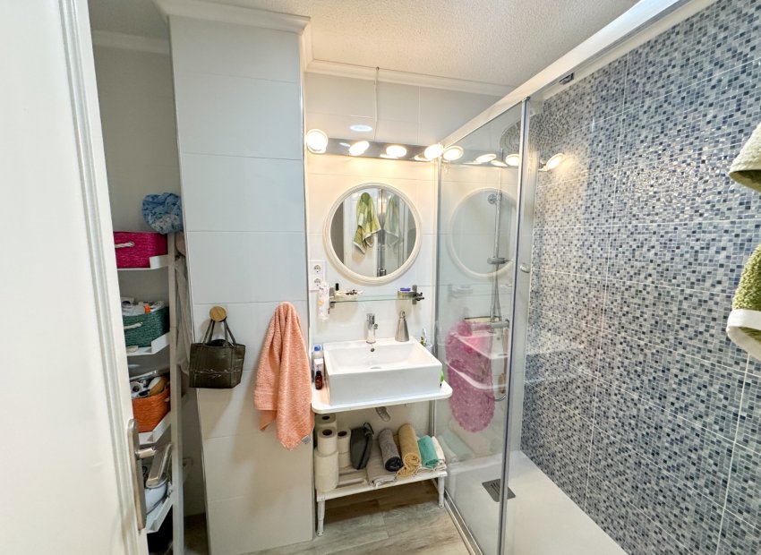 Herverkoop - Apartments - Flats - Torrevieia - Center