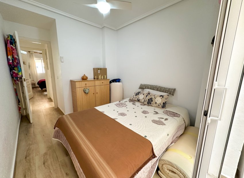 Herverkoop - Apartments - Flats - Torrevieia - Center