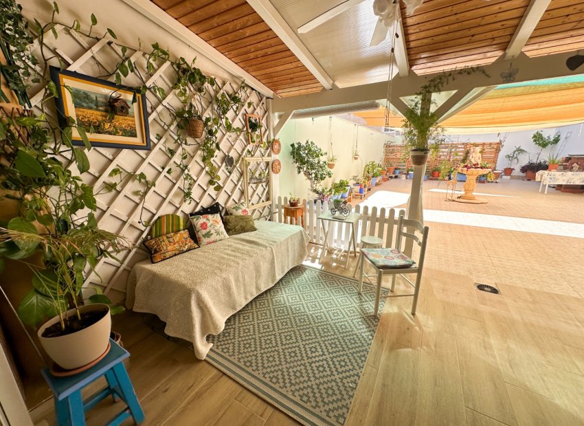 Herverkoop - Apartments - Flats - Torrevieia - Center