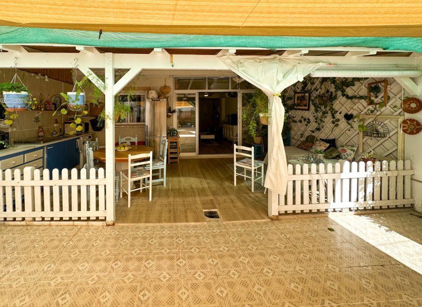 Herverkoop - Apartments - Flats - Torrevieia - Center