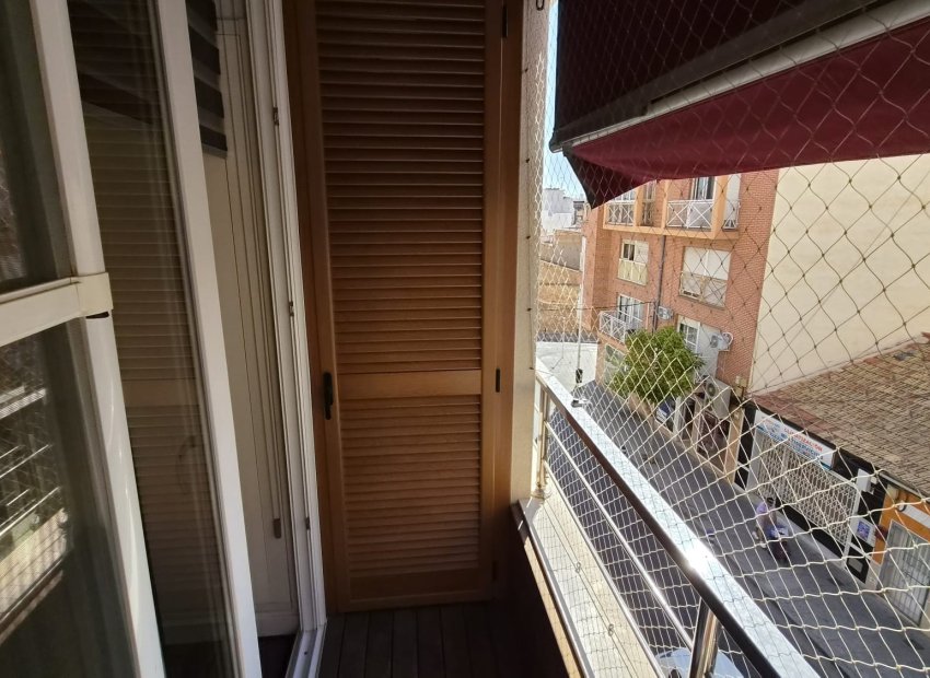 Herverkoop - Apartments - Flats - Torrevieia - Center