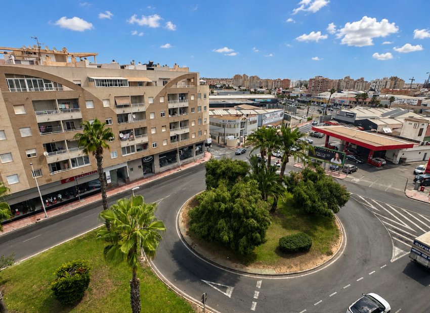 Herverkoop - Apartments - Flats - Torrevieia - Center