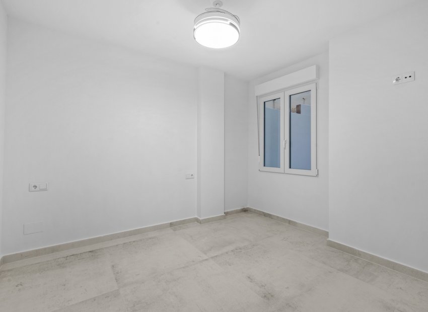Herverkoop - Apartments - Flats - Torrevieia - El Acequión - Los Náufragos