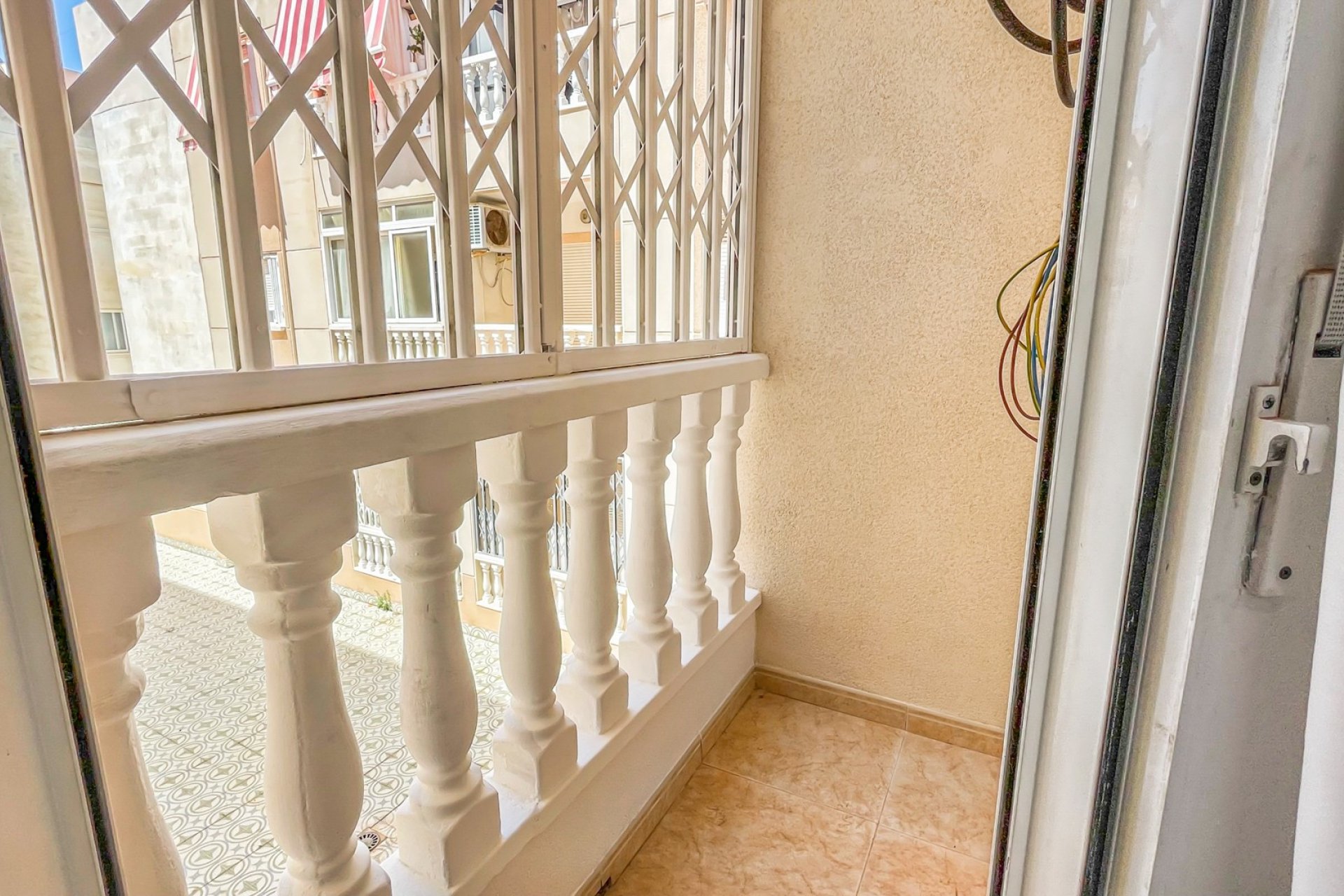 Herverkoop - Apartments - Flats - Torrevieia - Playa de los Locos