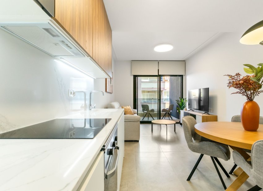 Herverkoop - Apartments - Flats - Torrevieia - Playa del Cura