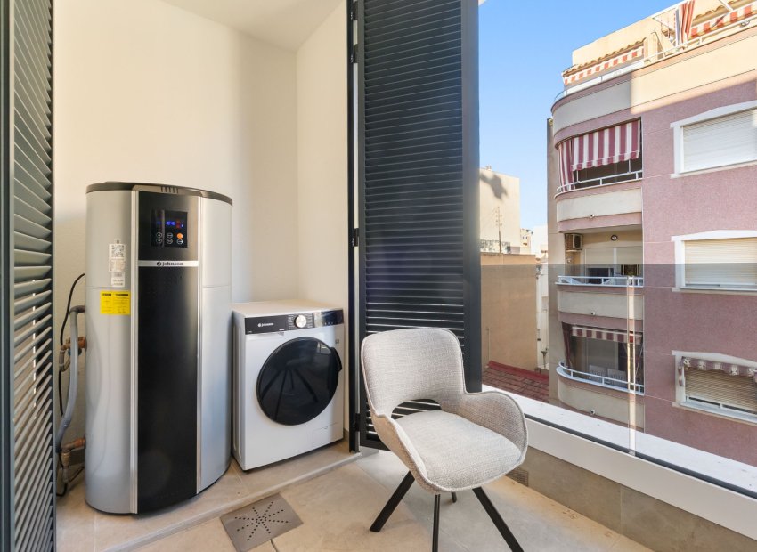 Herverkoop - Apartments - Flats - Torrevieia - Playa del Cura