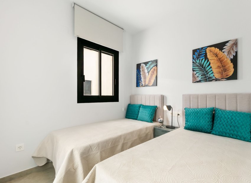Herverkoop - Apartments - Flats - Torrevieia - Playa del Cura