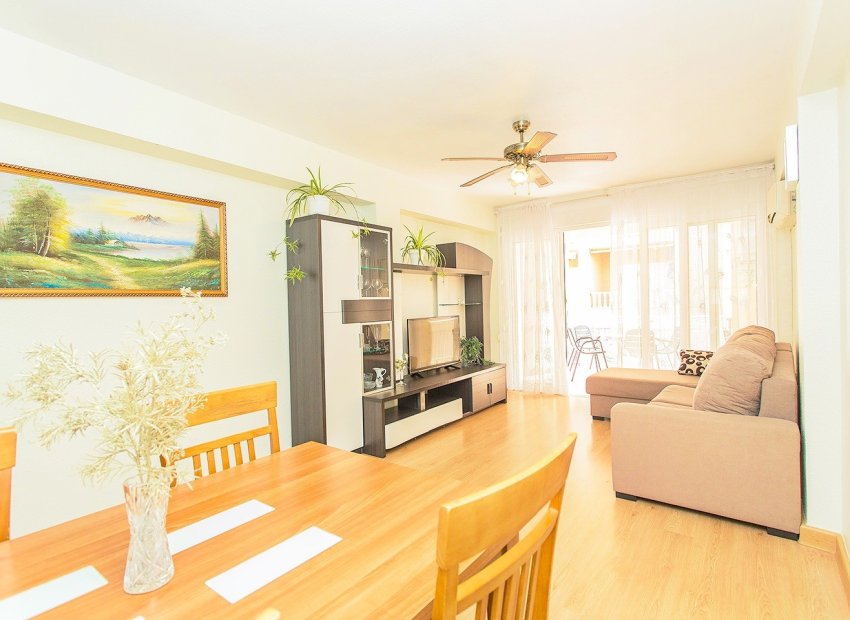 Herverkoop - Apartments - Flats - Torrevieia - Playa del Cura