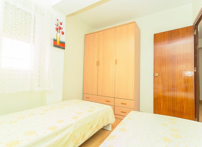 Herverkoop - Apartments - Flats - Torrevieia - Playa del Cura