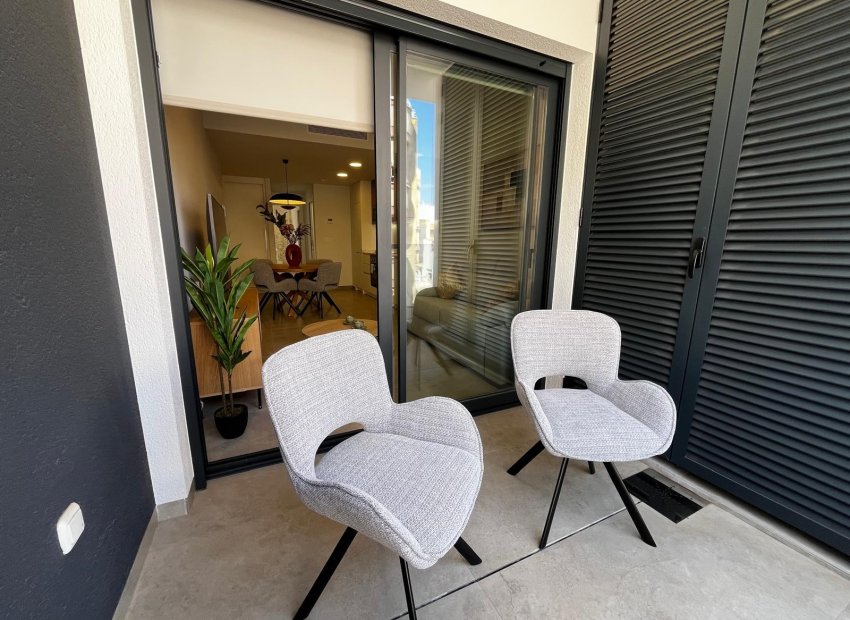 Herverkoop - Apartments - Flats - Torrevieia - Playa del Cura