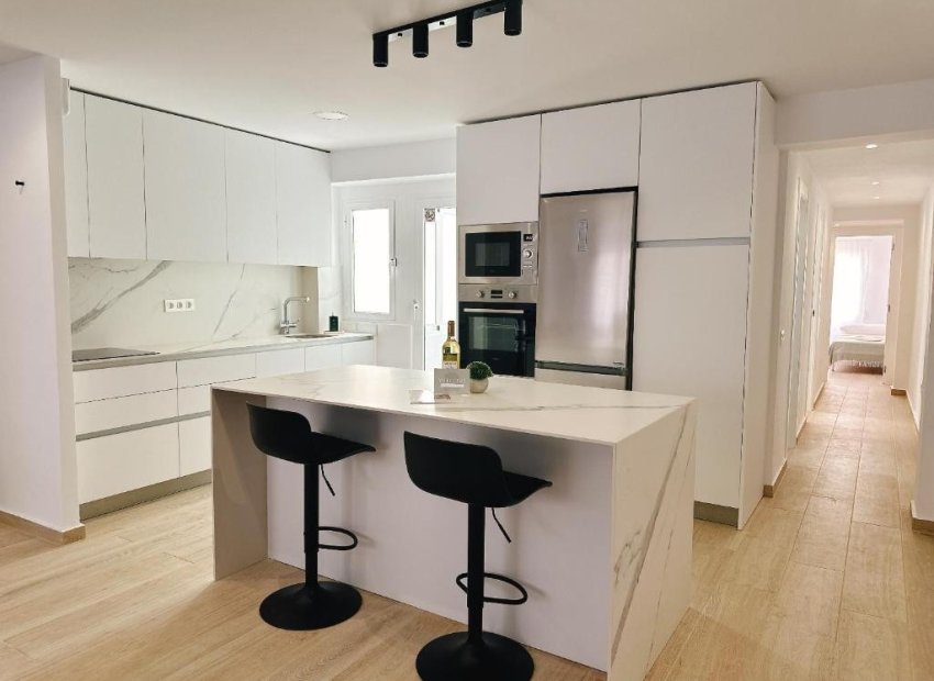 Herverkoop - Apartments - Flats - Torrevieia - Playa del Cura