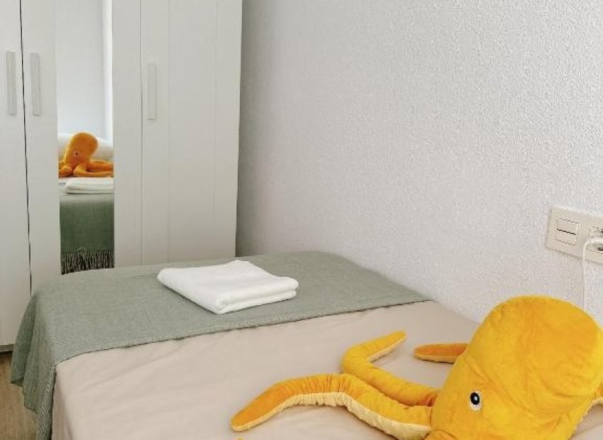 Herverkoop - Apartments - Flats - Torrevieia - Playa del Cura