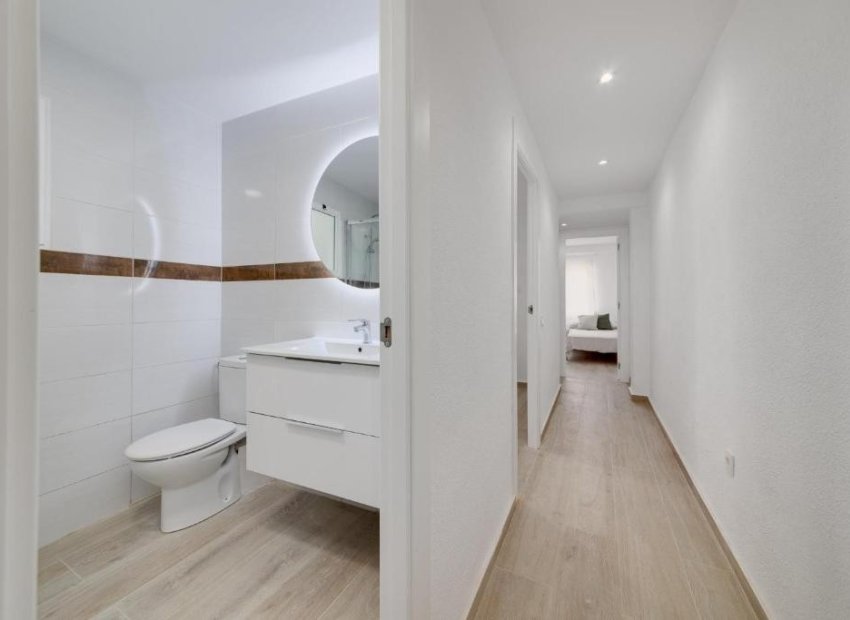 Herverkoop - Apartments - Flats - Torrevieia - Playa del Cura