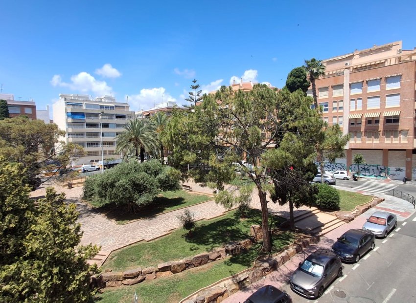 Herverkoop - Apartments - Flats - Torrevieia - Playa del Cura