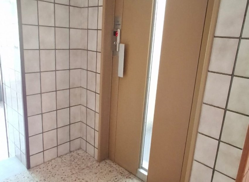 Herverkoop - Apartments - Flats - Torrevieia - Playa del Cura