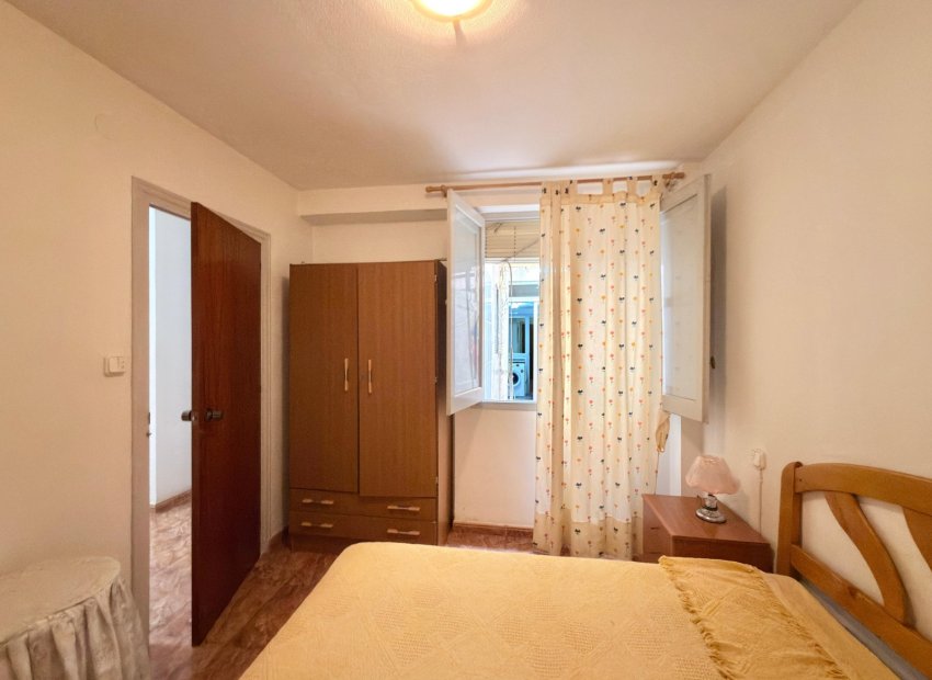 Herverkoop - Apartments - Flats - Torrevieia - Playa del Cura