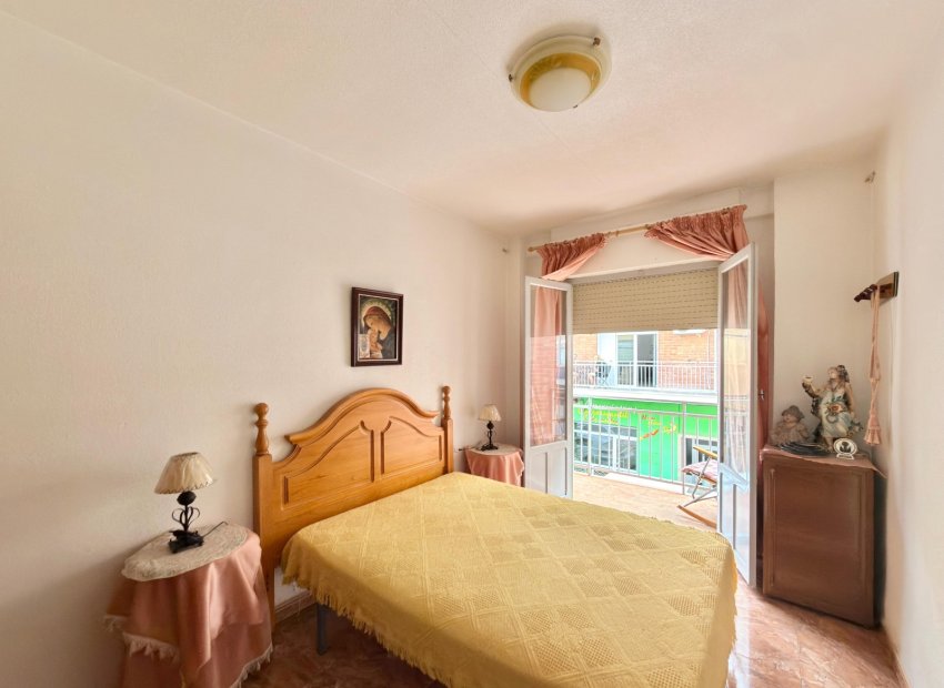 Herverkoop - Apartments - Flats - Torrevieia - Playa del Cura