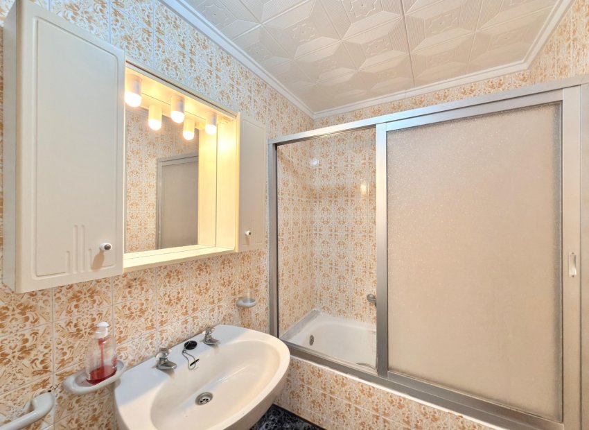 Herverkoop - Apartments - Flats - Torrevieia - Playa del Cura
