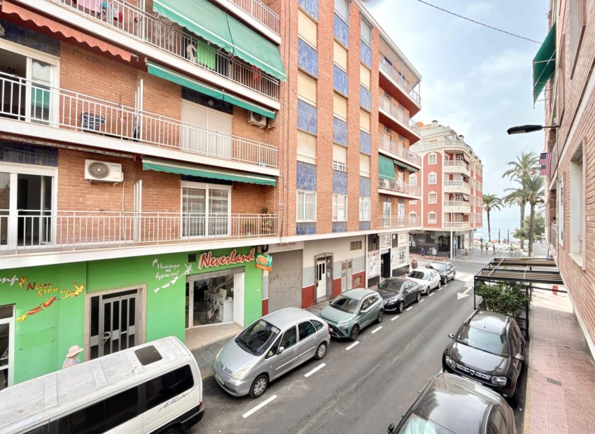 Herverkoop - Apartments - Flats - Torrevieia - Playa del Cura