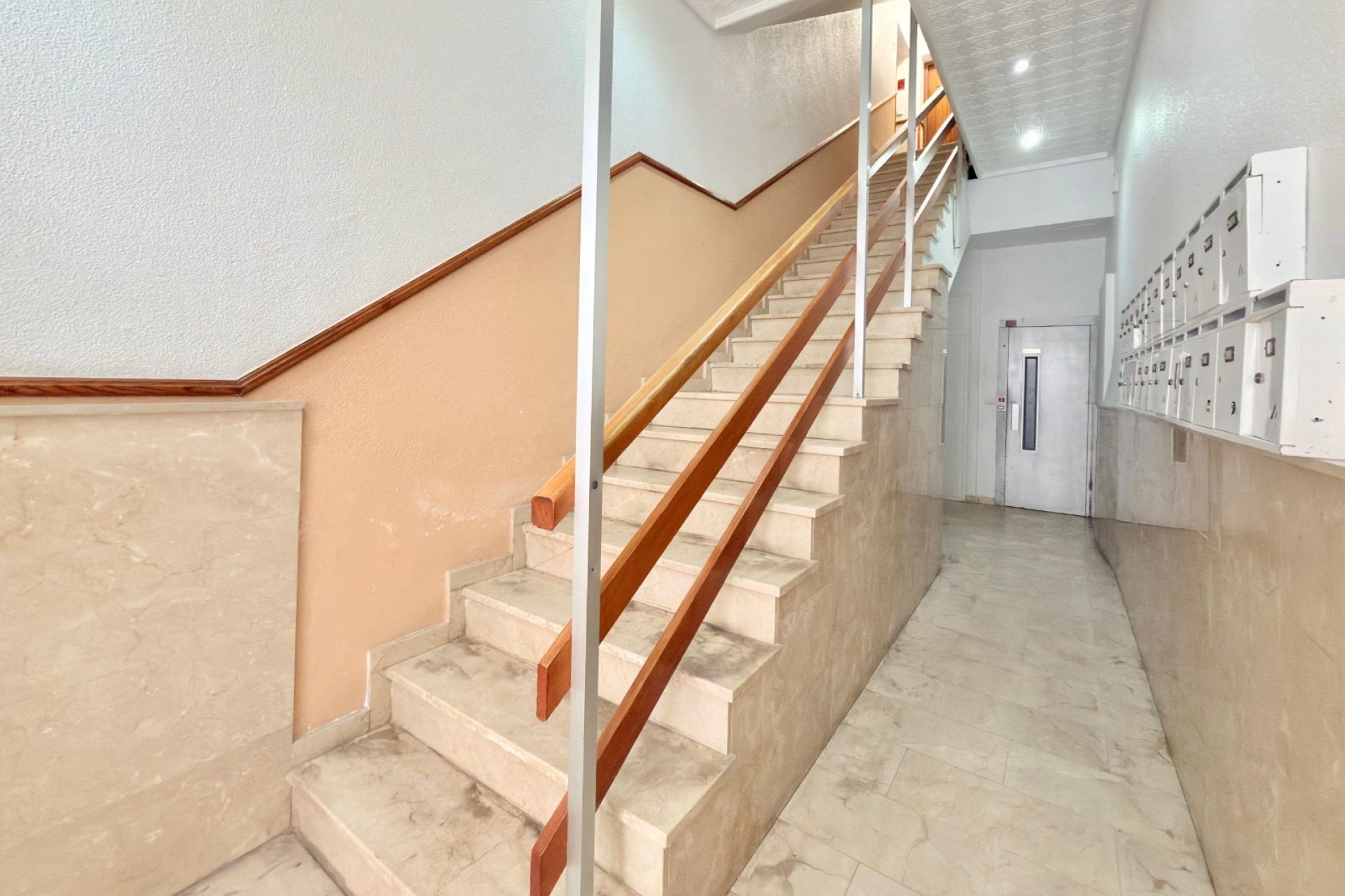 Herverkoop - Apartments - Flats - Torrevieia - Playa del Cura