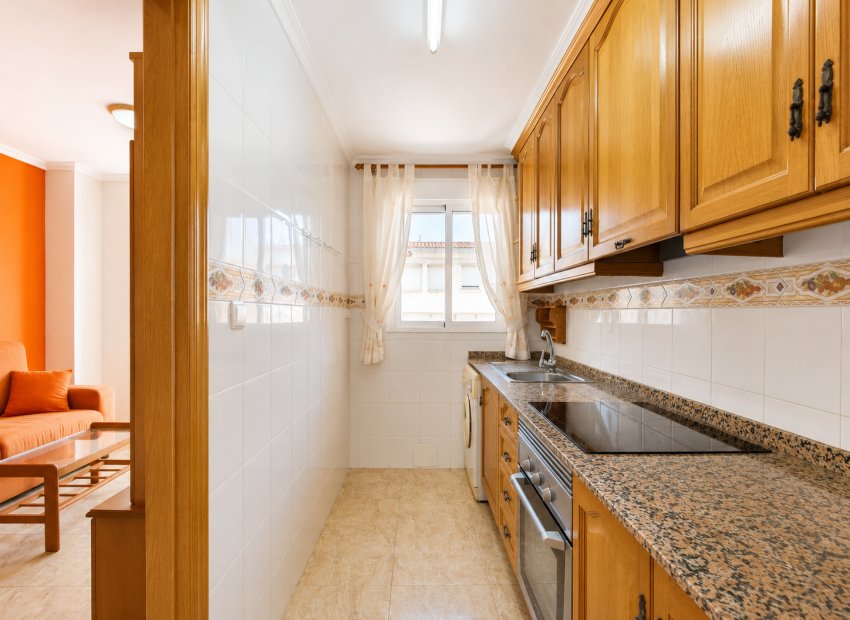 Herverkoop - Apartments - Flats - Torrevieia - Playa del Cura