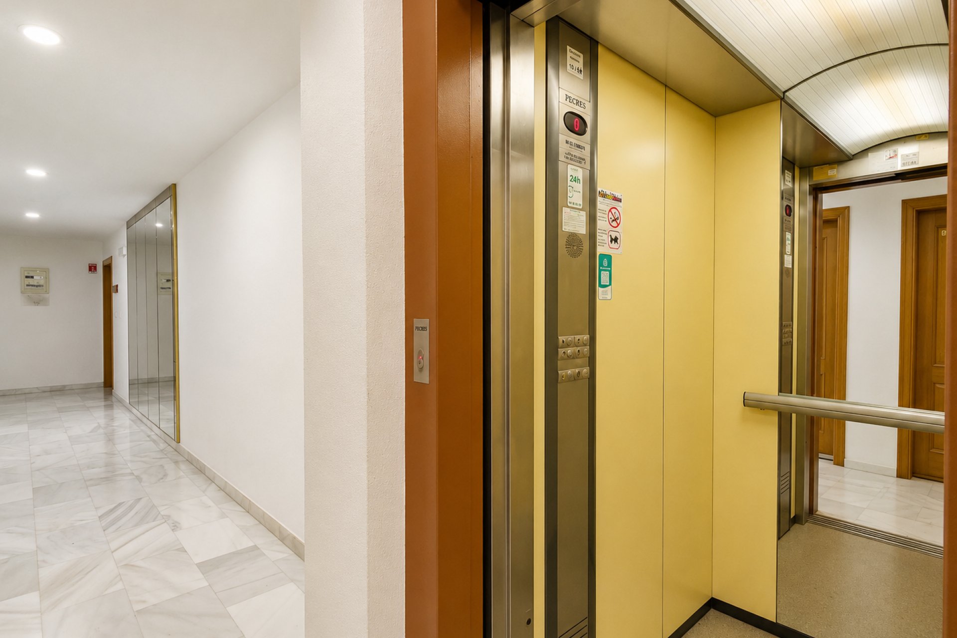 Herverkoop - Apartments - Flats - Torrevieia - Playa del Cura