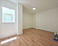 Herverkoop - Apartments - Flats - Torrevieia - Playa Los Naufragos