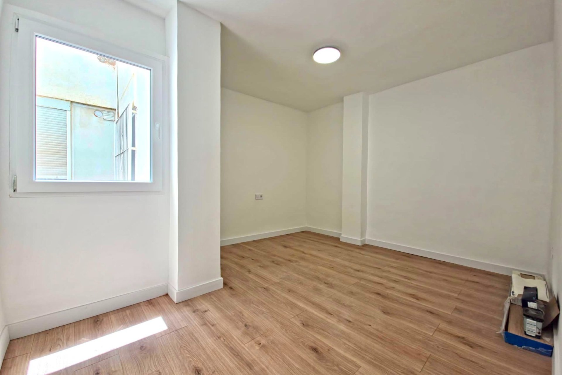 Herverkoop - Apartments - Flats - Torrevieia - Playa Los Naufragos