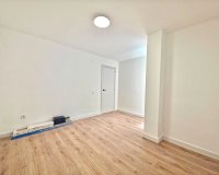 Herverkoop - Apartments - Flats - Torrevieia - Playa Los Naufragos