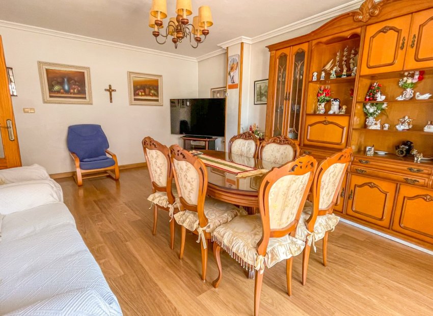 Herverkoop - Apartments - Flats - Torrevieia - Playa Los Naufragos