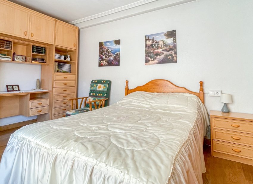 Herverkoop - Apartments - Flats - Torrevieia - Playa Los Naufragos