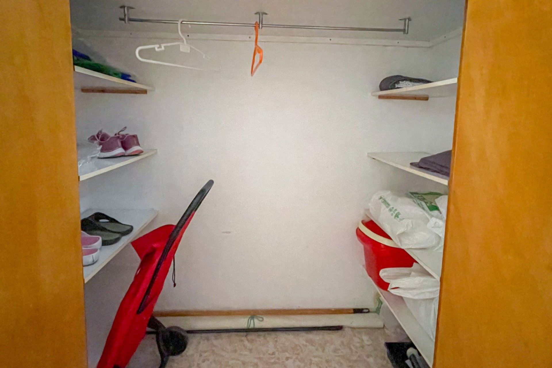 Herverkoop - Apartments - Flats - Torrevieia - Playa Los Naufragos