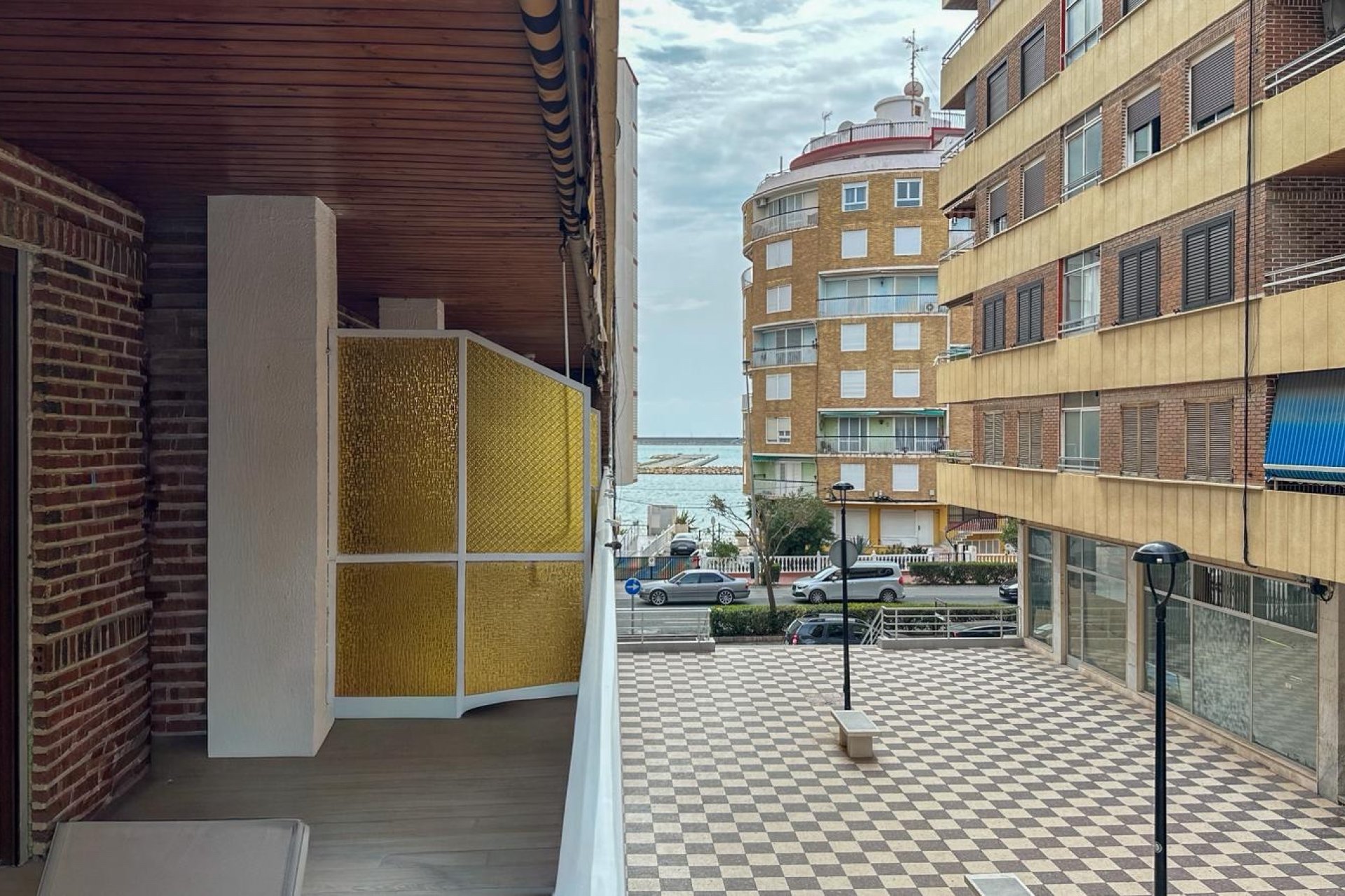 Herverkoop - Apartments - Flats - Torrevieia - Playa Los Naufragos