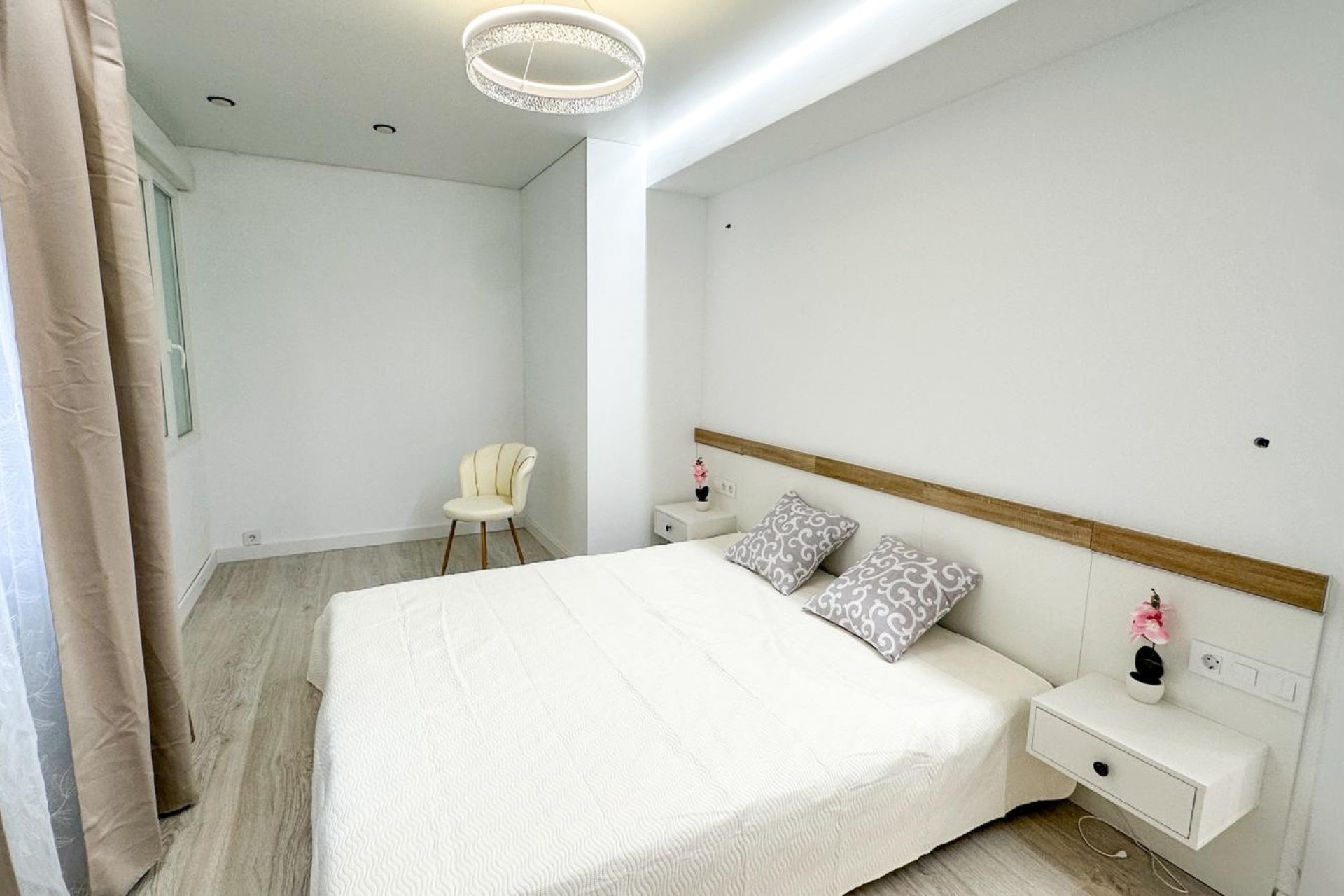 Herverkoop - Apartments - Flats - Torrevieia - Playa Los Naufragos