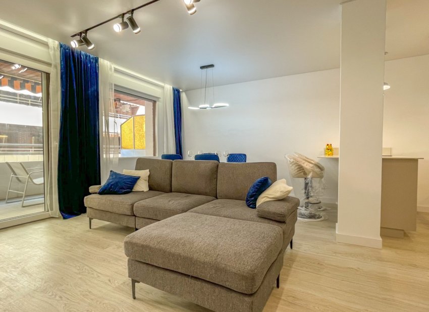 Herverkoop - Apartments - Flats - Torrevieia - Playa Los Naufragos